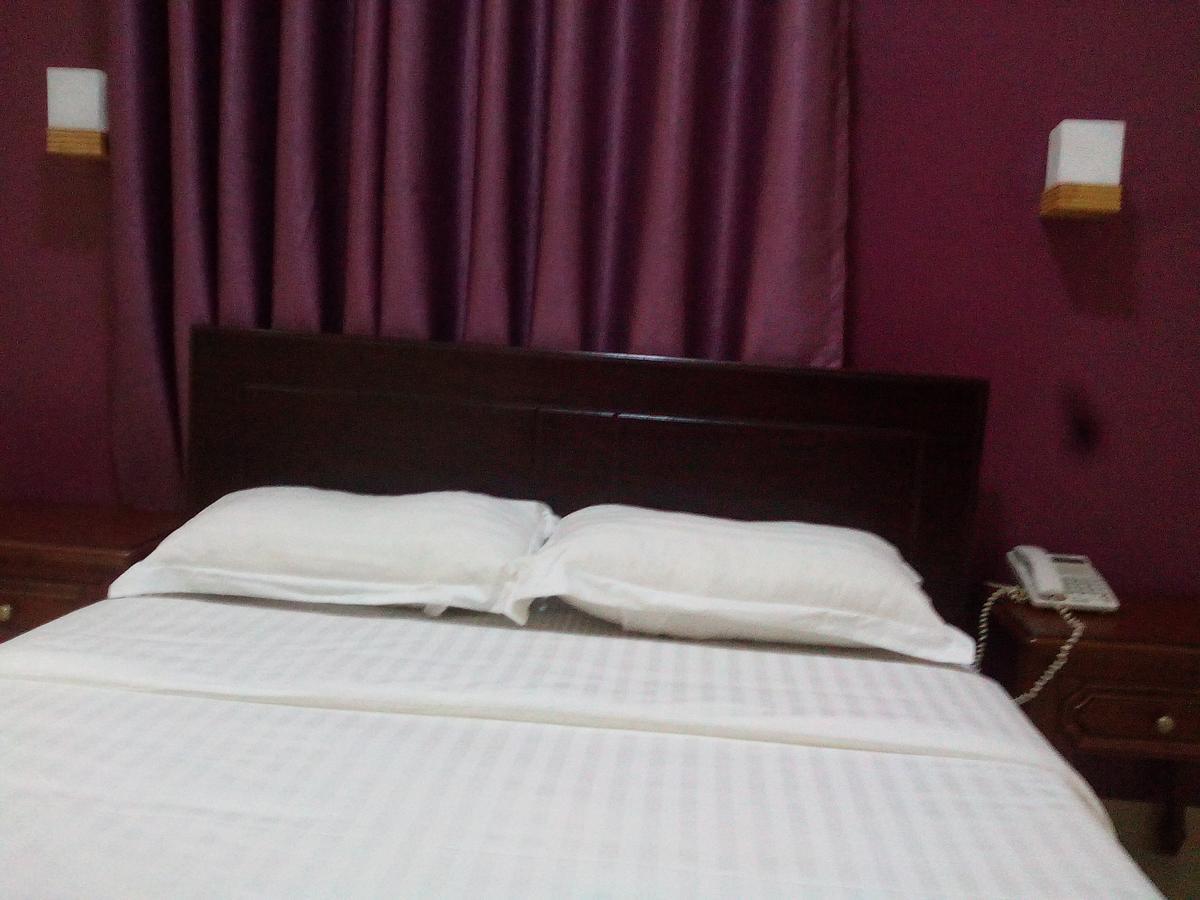 Diamonds Hotel Kampala Extérieur photo