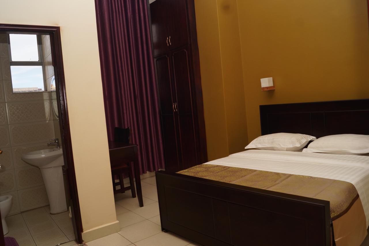 Diamonds Hotel Kampala Extérieur photo