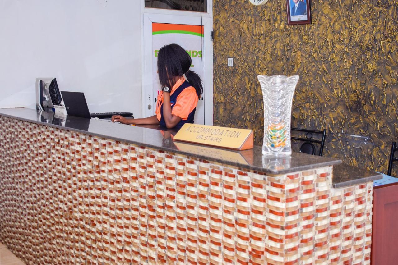 Diamonds Hotel Kampala Extérieur photo